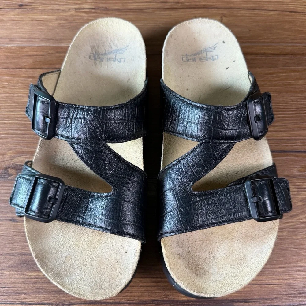 Dansko Dayna Slide Sandals Women’s Size 8 (38) Slip-On Shoes Black Vibram